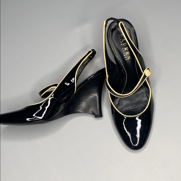 Ralph Lauren Size 6.5 patent leather shoes - Picture 2 of 5